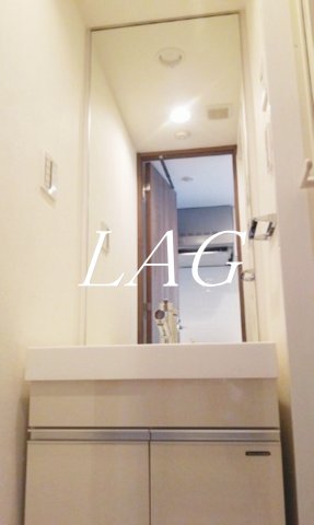 洗面設備　洗面台です。