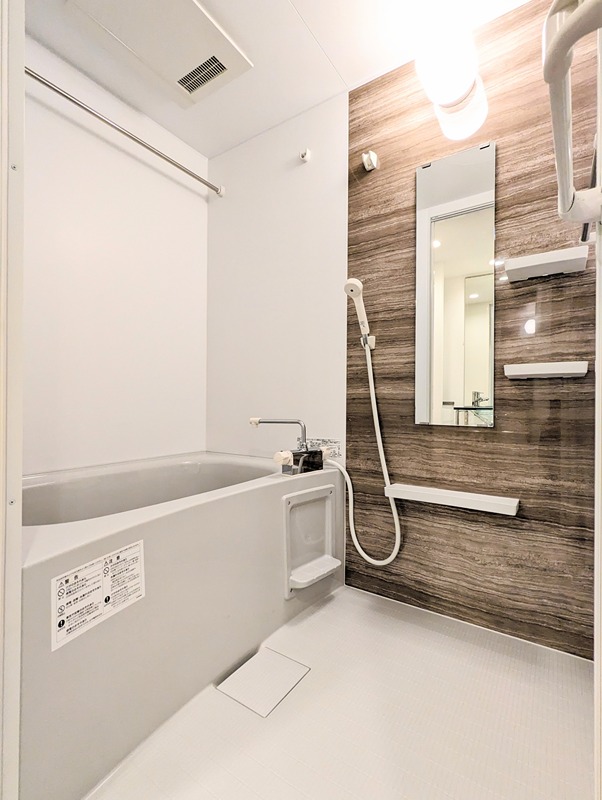 バス・シャワールーム