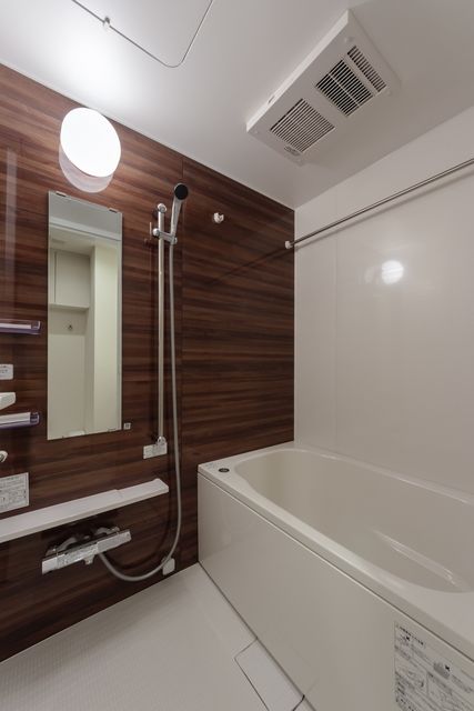 バス・シャワールーム