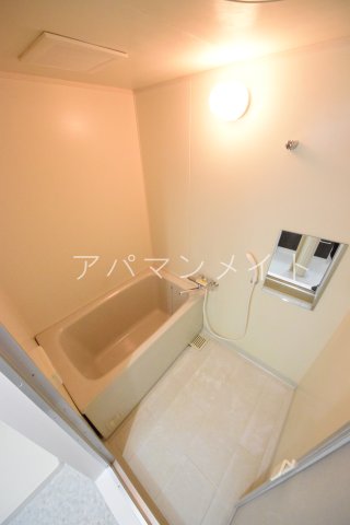 バス・シャワールーム　ゆったり過ごせるお風呂です