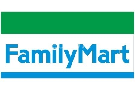 コンビニ　ファミリーマート城東えなみ店（コンビニ）まで242m