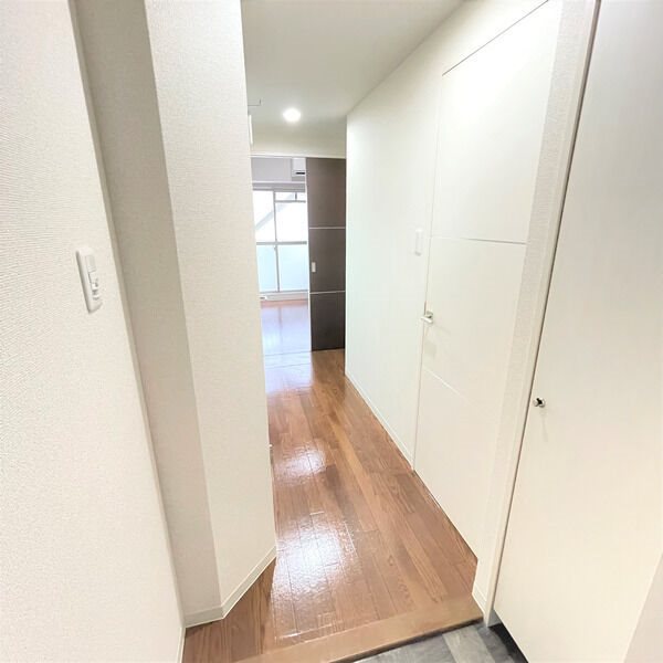 玄関　★見学予約受付中★