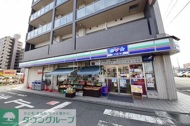 コンビニ　スリーエフ相模大塚駅前店（コンビニ）まで141m