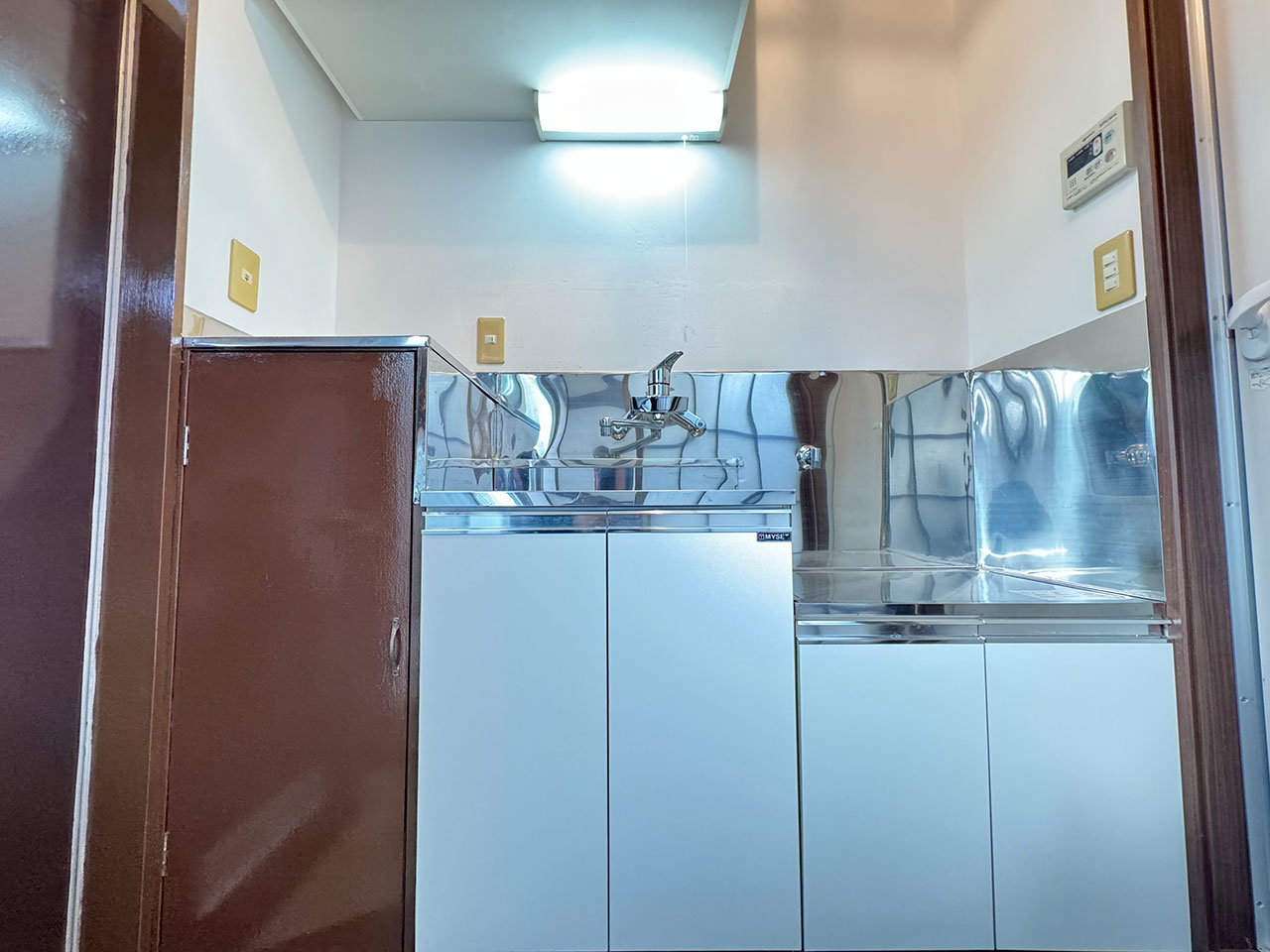 キッチン　※別部屋参考写真