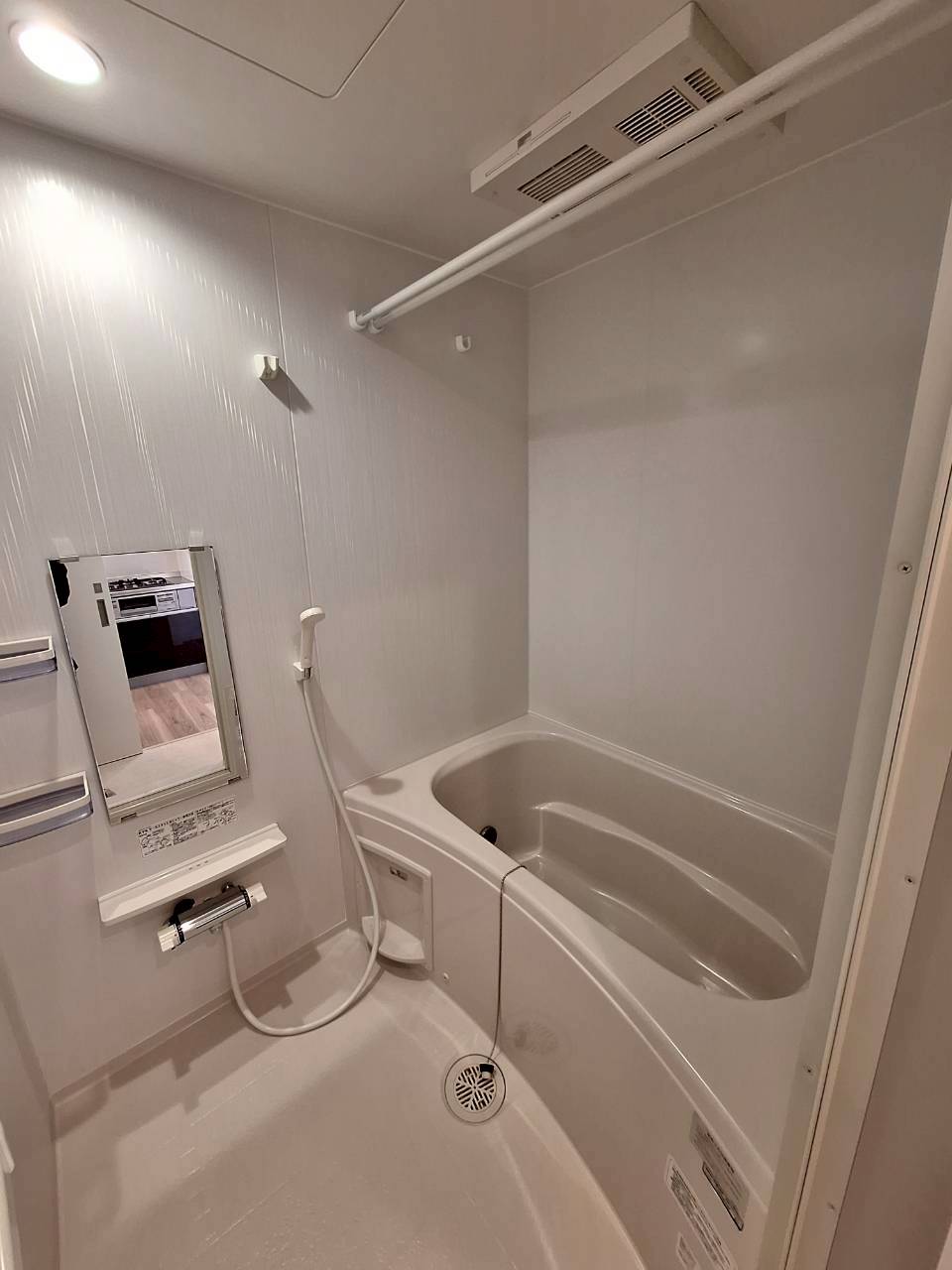 バス・シャワールーム　★追焚・浴室乾燥機付きバス★