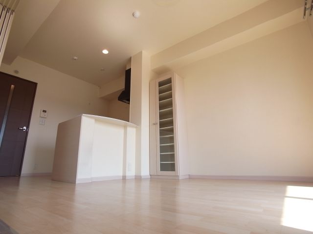 居室・リビング　リビングです（別号室写真）