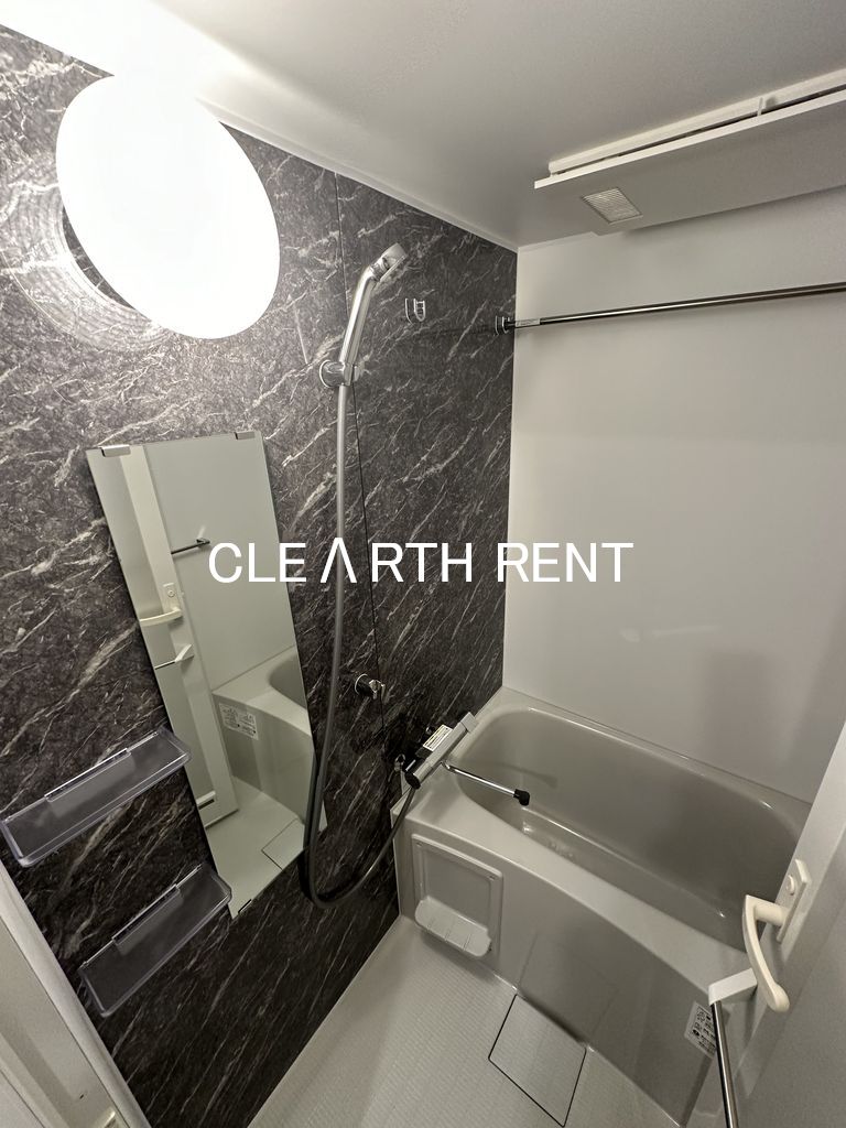 バス・シャワールーム　同タイプ別住戸写真となります。現況と異なる場合がございます。