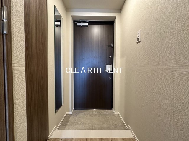 玄関　同タイプ別住戸写真となります。現況と異なる場合がございます。