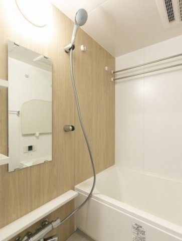 バス・シャワールーム　風呂