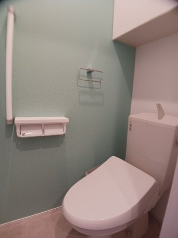 トイレ　ゆったりとした空間のトイレです