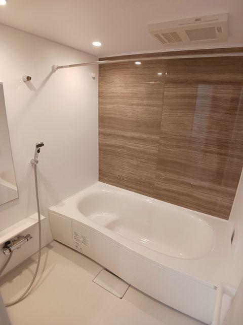 バス・シャワールーム