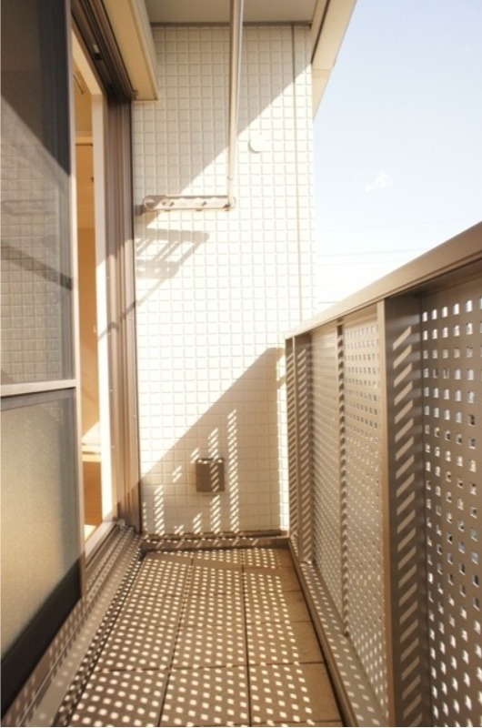 バルコニー　図面と現状に相違がある場合には現状を優先