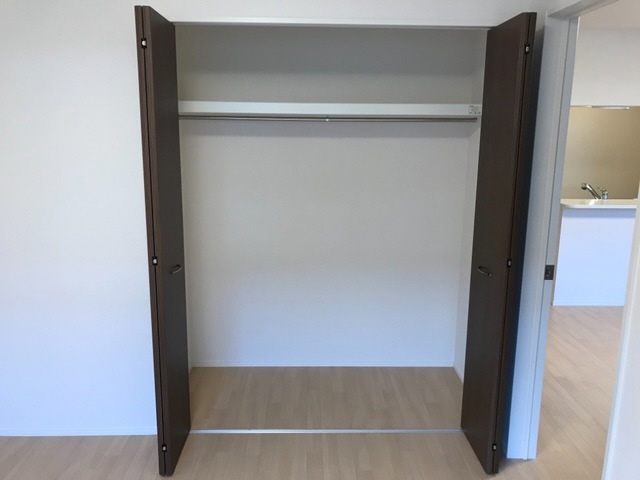 収納　写真は反転のお部屋です