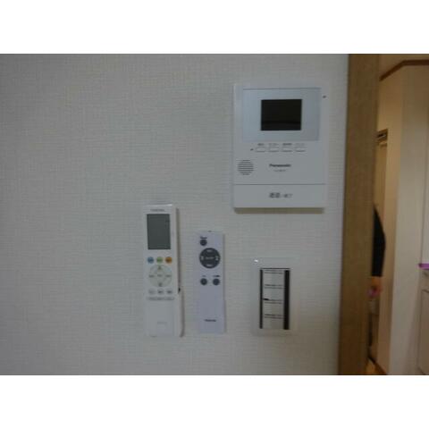 セキュリティ　モニタ付きインターホンで安心♪