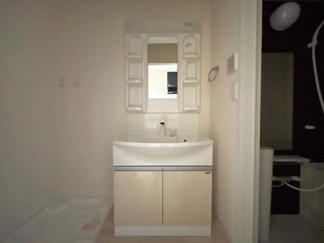 洗面設備　洗髪洗面化粧台