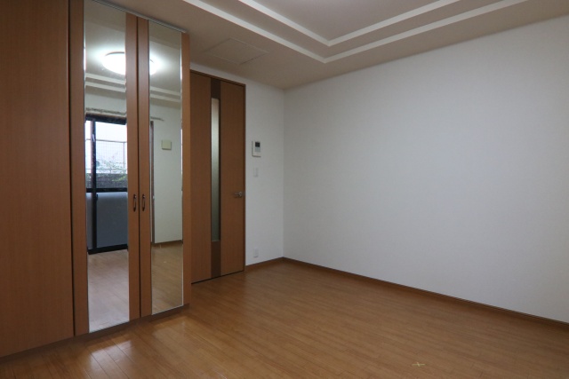 居室・リビング　※別室の参考写真の為、現況優先です。