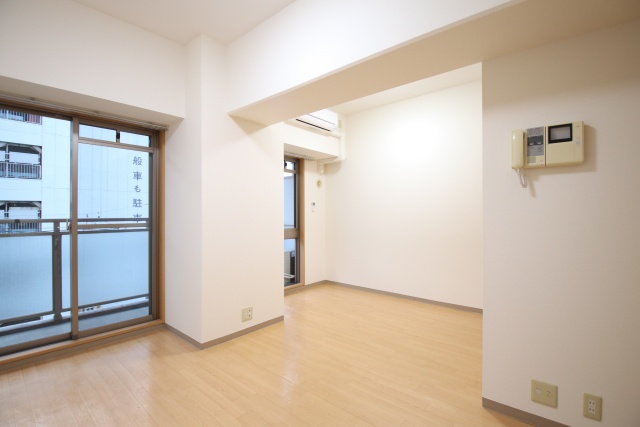 居室・リビング　※別室の参考写真の為、現況優先です。