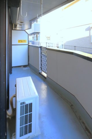 バルコニー　参考写真（同物件別部屋）