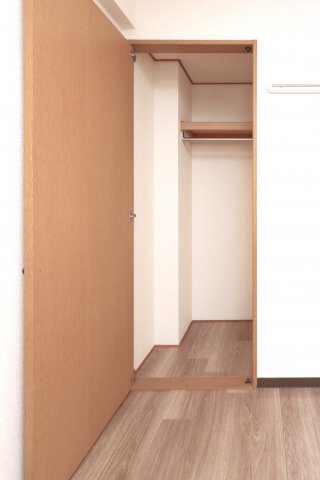 収納　参考写真（同物件別部屋）