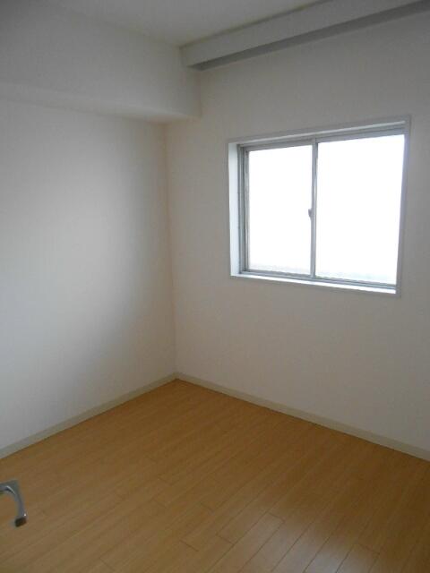 居室・リビング　洋室４帖