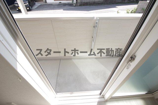 バルコニー　落ち着いた時間を過ごせるバルコニーです