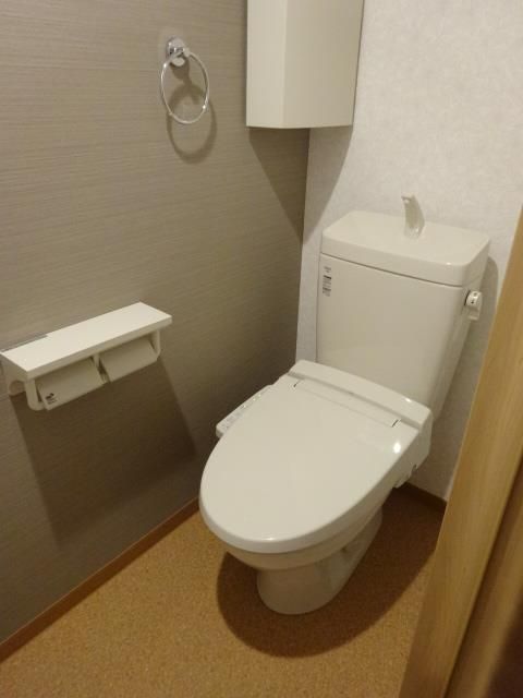 トイレ　※写真は他号室です