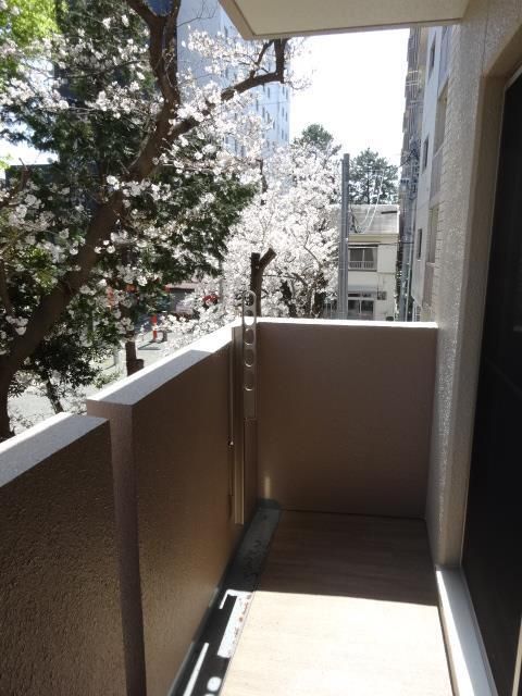 バルコニー　※写真は他号室です