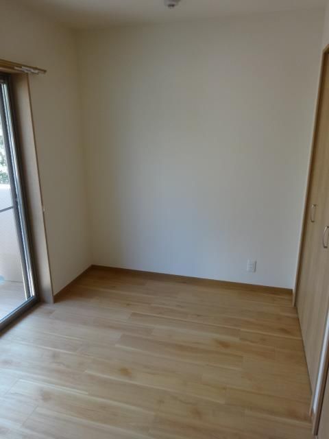 居室・リビング　※写真は他号室です