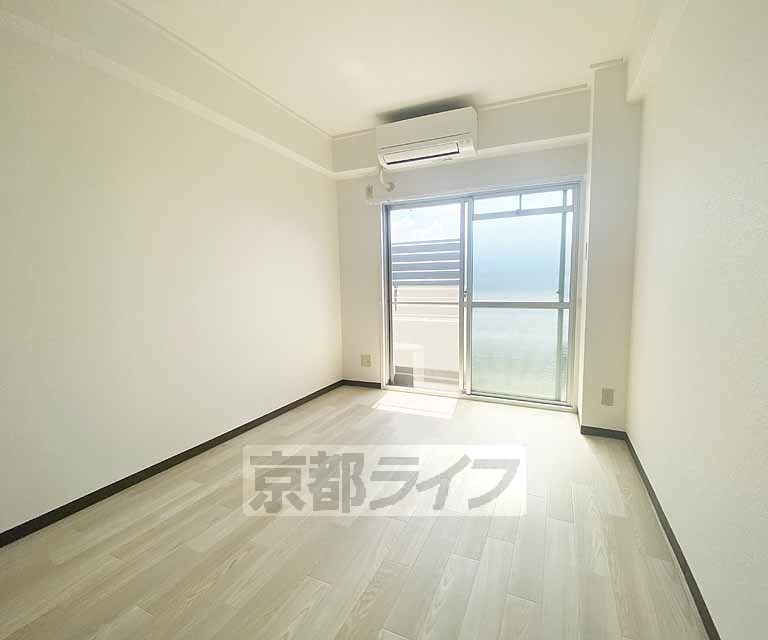 居室・リビング　一人暮らしに最適な空間です。