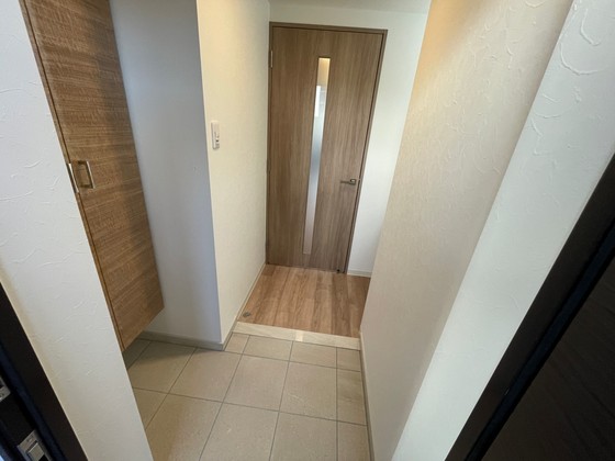 玄関　※別部屋の写真です