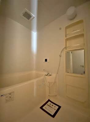 バス・シャワールーム　バスルーム