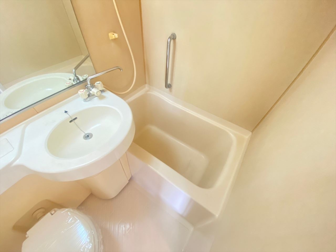 バス・シャワールーム　ラフィネ新栄