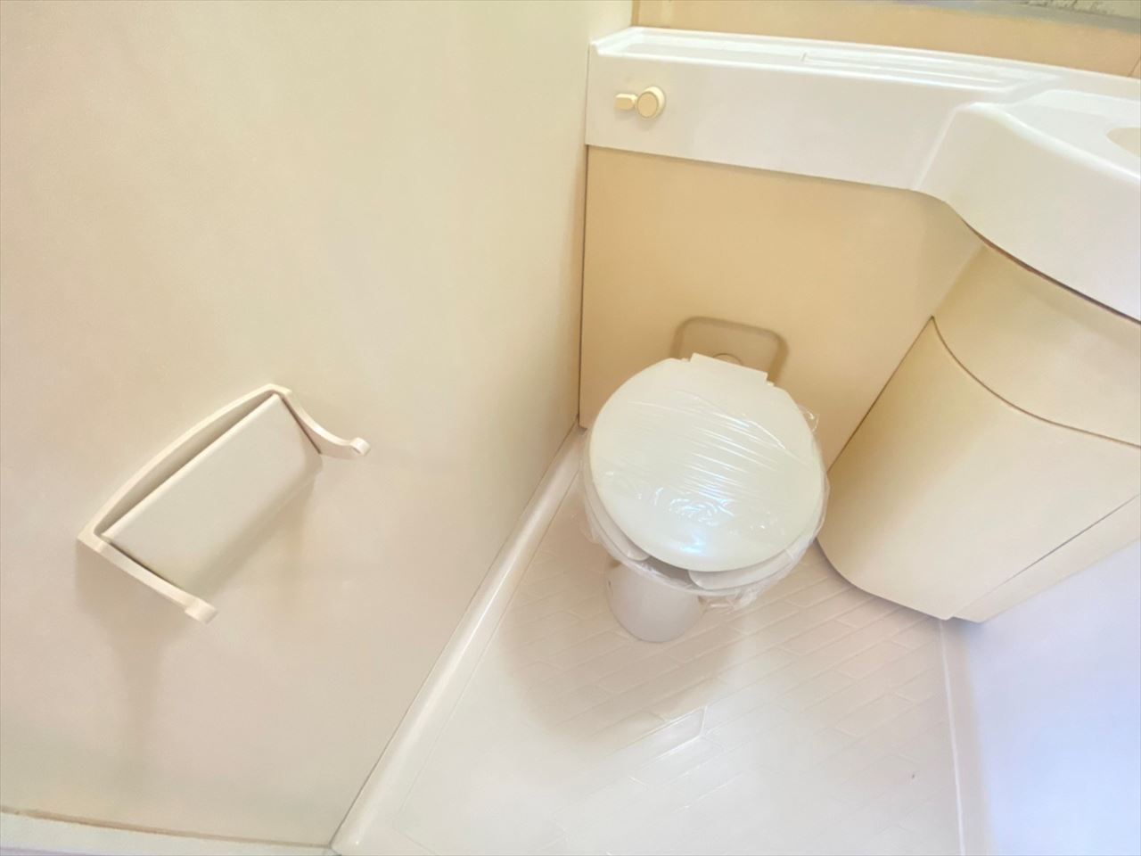 トイレ　ラフィネ新栄