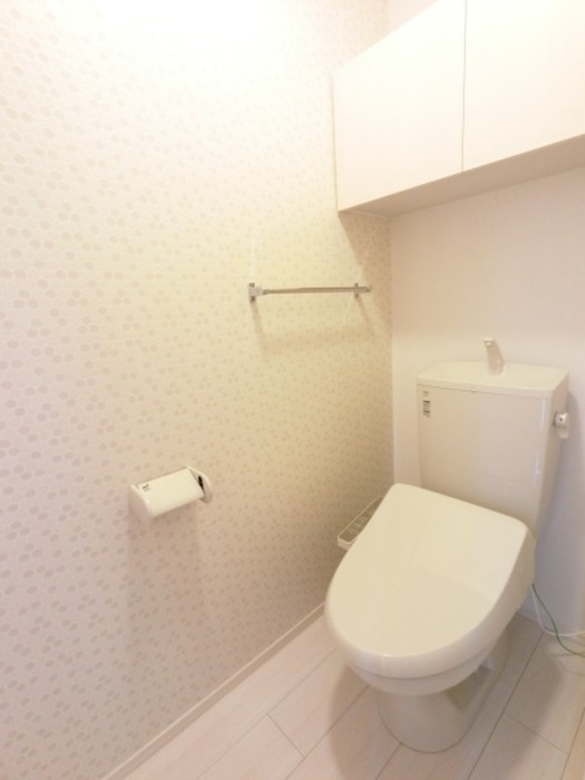 トイレ　温水洗浄暖房便座