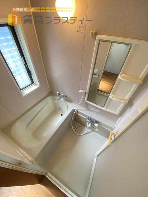 バス・シャワールーム　一日の疲れを癒してくれる憩いの場。