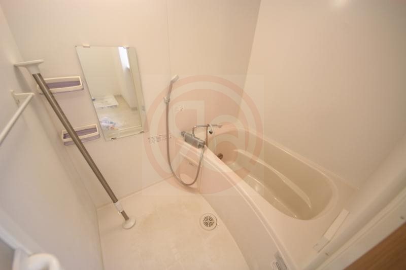 バス・シャワールーム　日々の疲れを癒すお風呂付です