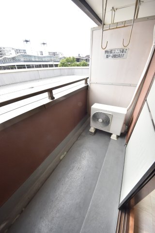 バルコニー　※別号室参考画像