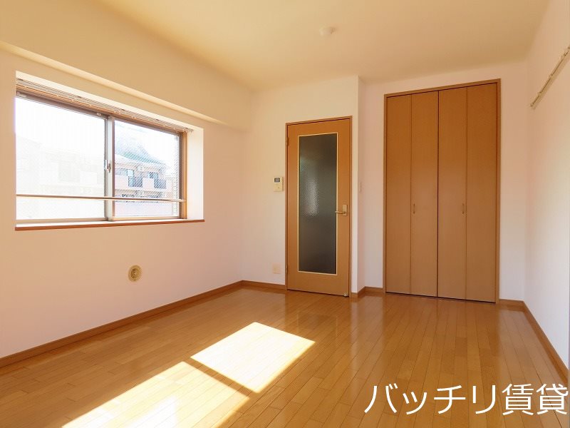 居室・リビング　写真は別号室イメージの為、現状を優先致します