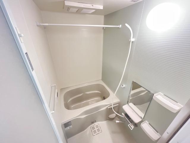 バス・シャワールーム　バス