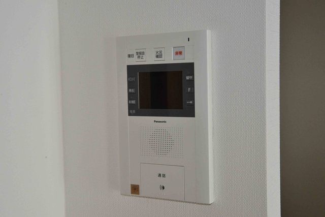 セキュリティ　写真は同タイプ住居です。