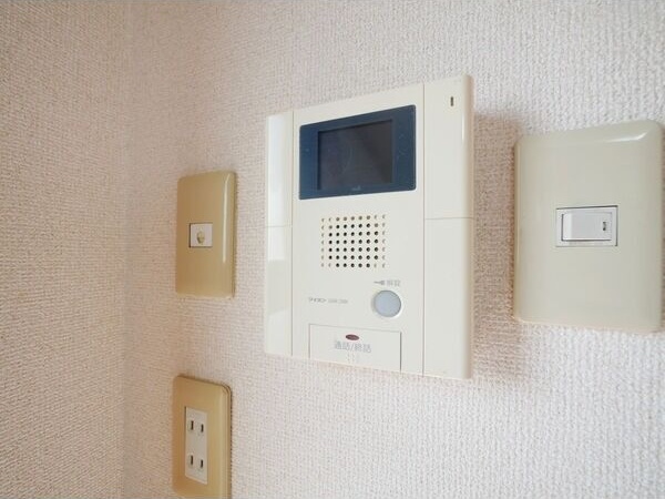 セキュリティ　モニター付きインターホンです