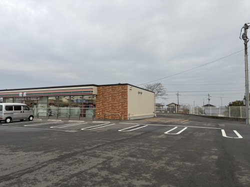 コンビニ　セブンイレブン 西条氷見店（コンビニ）まで1435m