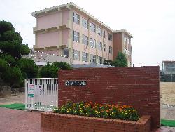 小学校　姫路市立　網干小学校（小学校）まで1120m