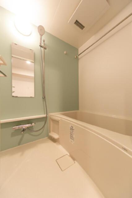 バス・シャワールーム　※写真は同タイプ住戸です。?