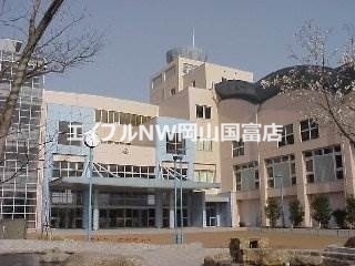 小学校　岡山市立操明小学校（小学校）まで348m