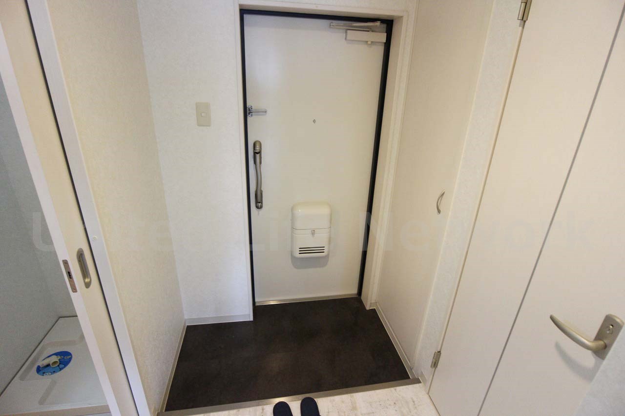 玄関　住まいの顔ともなる玄関