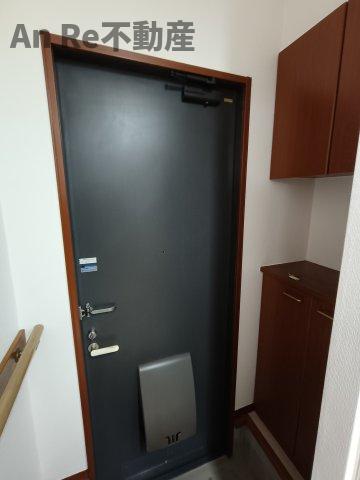 玄関　別部屋イメージ写真