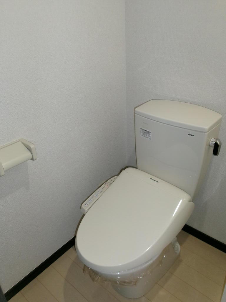 トイレ　※写真は別室です。