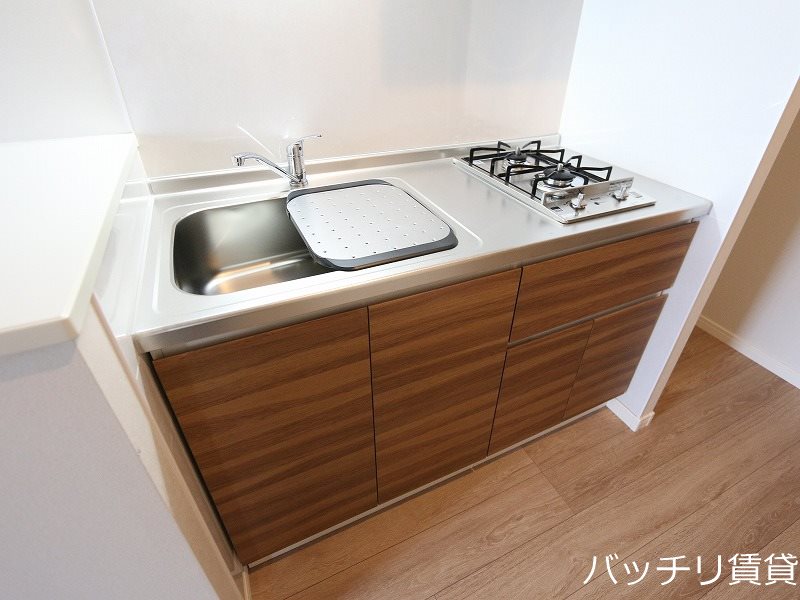 キッチン　同型タイプの為、現状を優先致します。