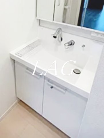 洗面設備　独立洗面台です。